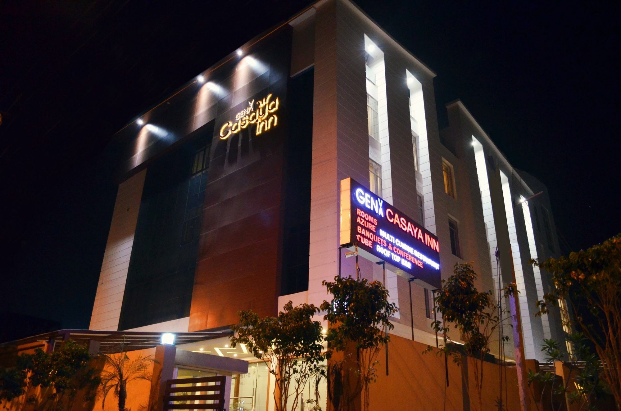 Hotel Casaya Inn Chinhat Kültér fotó