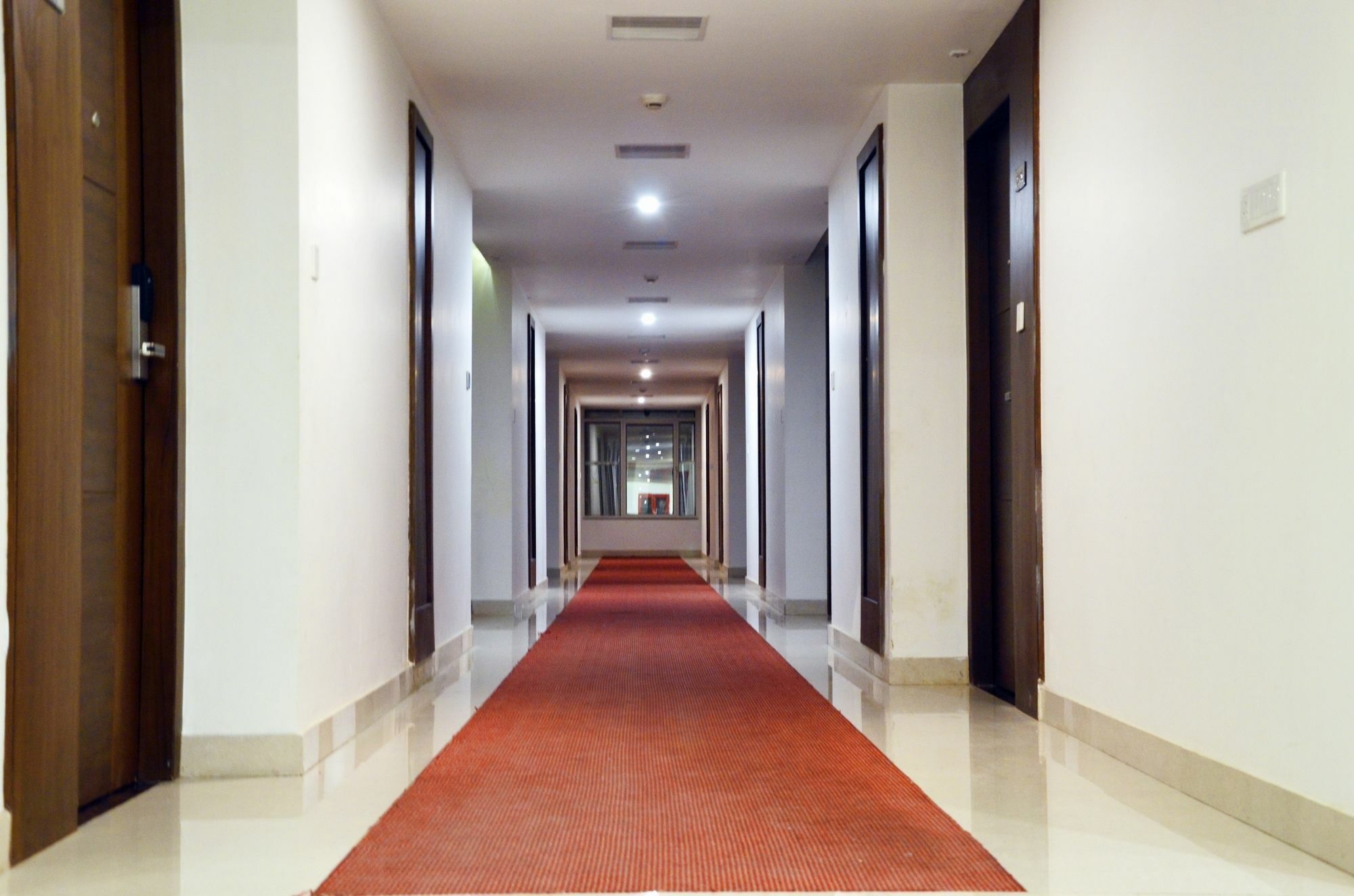 Hotel Casaya Inn Chinhat Kültér fotó