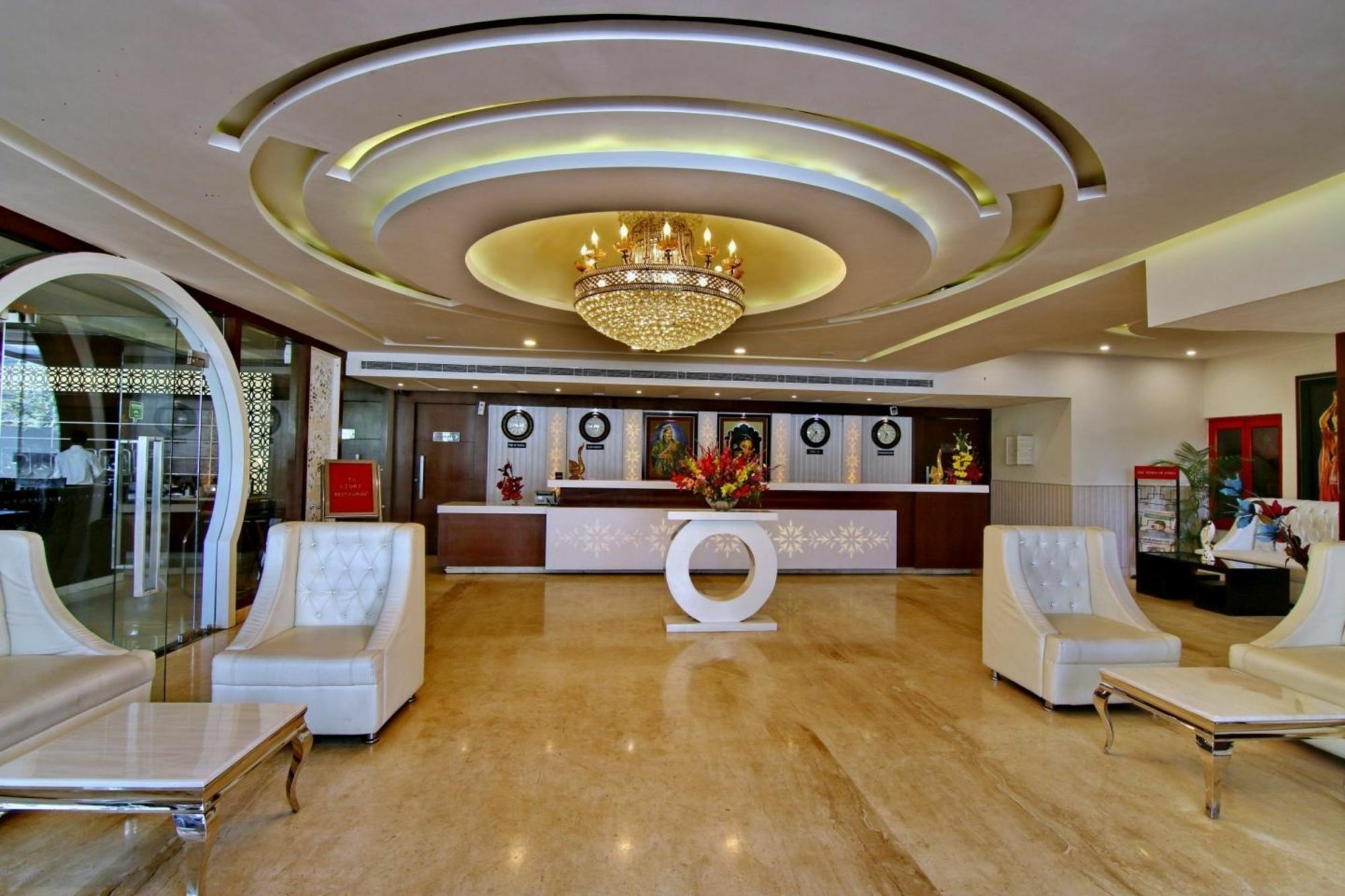 Hotel Casaya Inn Chinhat Kültér fotó